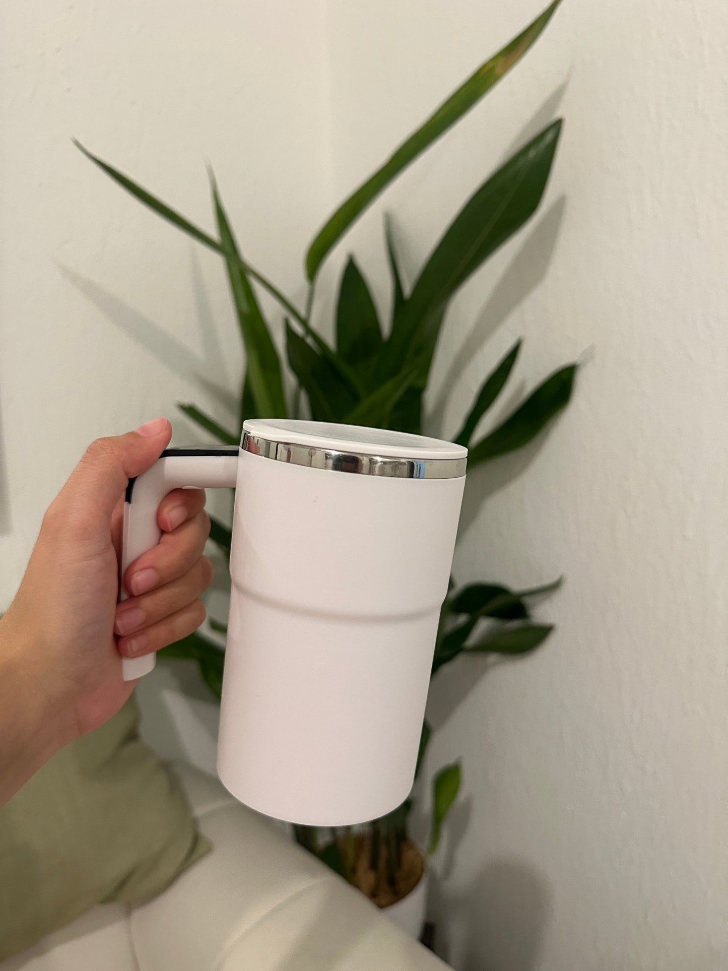 LOBUP Smart Self-Stirring Mug